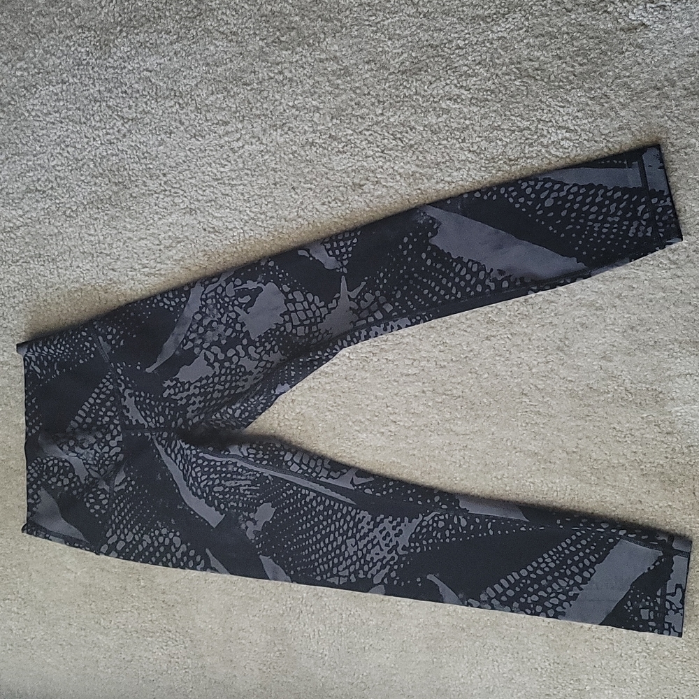 Lululemon tights